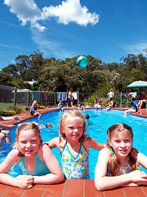 Arrabri Lodge - Accommodation Fremantle 1