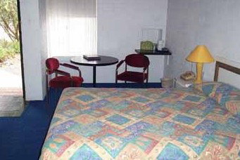 Bacchus Marsh Avenue - Accommodation Fremantle 2