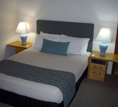 Quality Hotel Airport International - Accommodation Fremantle 3