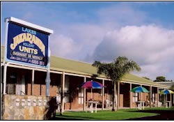 Lakes Jakaranda Holiday Units - Accommodation Fremantle 1