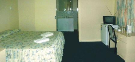 Plaza Hotel - Accommodation Fremantle 1