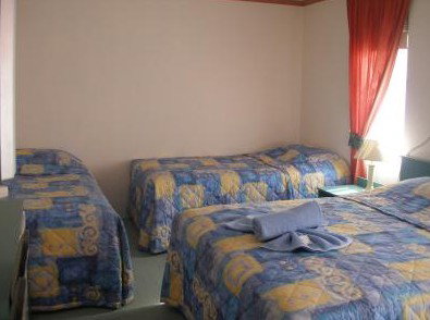 Travellers Rest And The Courtyard Restaurant - Accommodation Fremantle 2