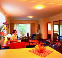 Oxley Court Serviced Apartments - Accommodation Fremantle