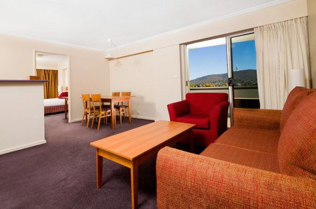 Mantra On Northbourne - Accommodation Fremantle 2