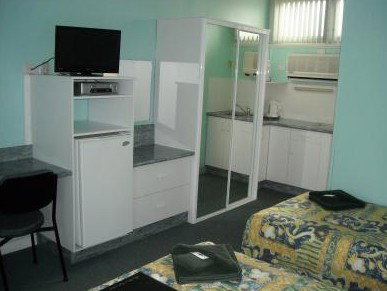The Tree Motel - Accommodation Fremantle 3