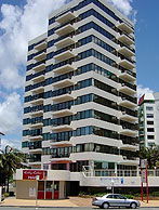 Beachfront Towers - Accommodation Fremantle 0
