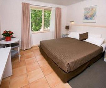 Forrest Hotel And Apartments - Accommodation Fremantle 0
