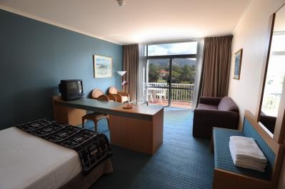 Absolute Beachfront Opal Cove Resort - Accommodation Fremantle 2