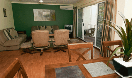 Surfers Tradewinds - Accommodation Fremantle 2