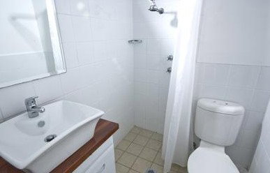 City Crown Lodge - Accommodation Fremantle 4