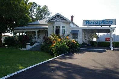 Colonial Court Motor Inn - Accommodation Fremantle 0