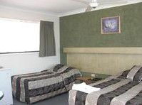 Hanging Rock Family Motel - Accommodation Fremantle 1