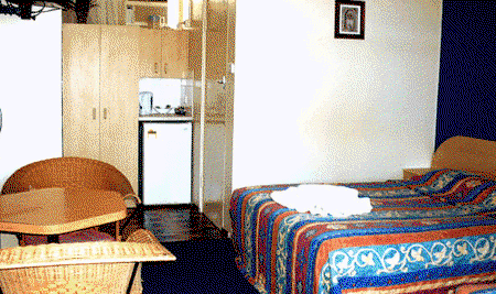 Hawaiian Sands Motor Inn - Accommodation Fremantle 0
