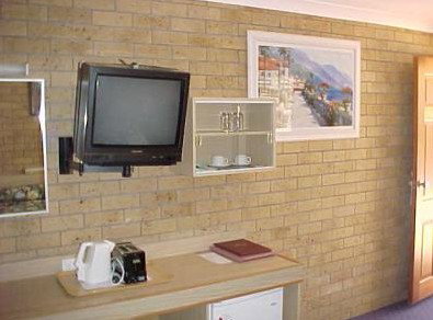 A Settlers Motor Inn - Accommodation Fremantle 2