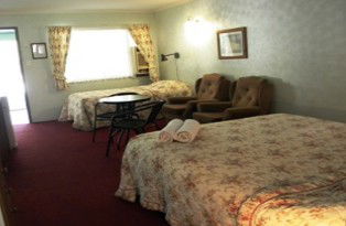 Beerwah Glasshouse Mountains Motel - Accommodation Fremantle 3