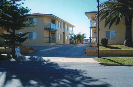 AA Madalena Court Holiday Apartments - Accommodation Fremantle 0