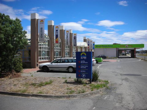 Waurn Ponds Hotel - Accommodation Fremantle 0