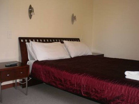 Colonial Village Motel - Accommodation Fremantle 3