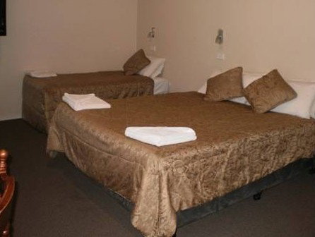 Colonial Village Motel - Accommodation Fremantle 4