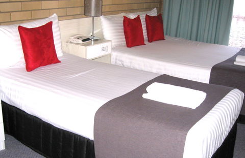 Golden Harvest Motor Inn - Accommodation Fremantle 2