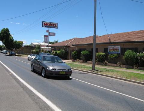 Golden Harvest Motor Inn - Accommodation Fremantle 3