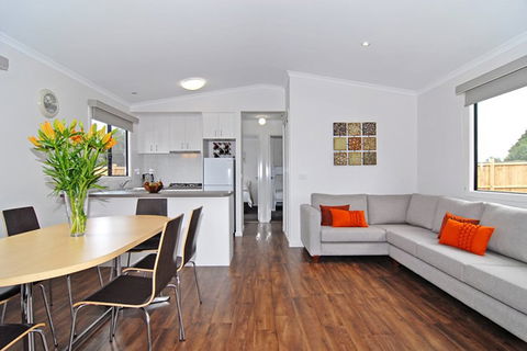 Ocean Grove Motor Inn - Accommodation Fremantle 1