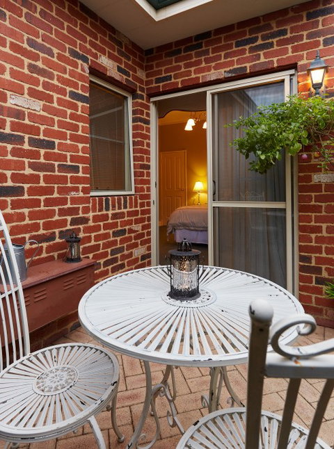 Durham Lodge - Accommodation Fremantle 0