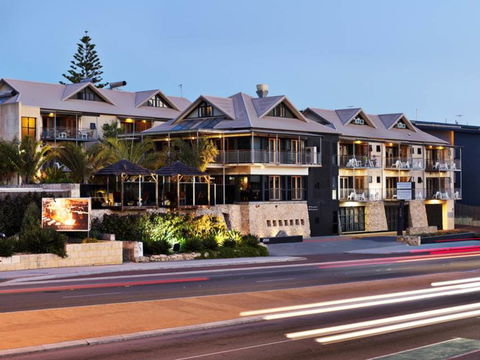 Sunmoon Boutique Resort - Accommodation Fremantle 0
