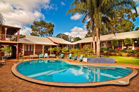 Heritage Country Motel - Accommodation Fremantle 2
