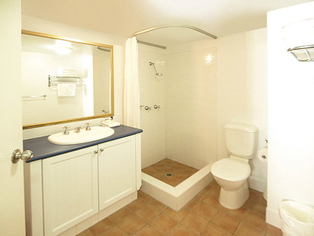 Oaks Calypso Plaza - Accommodation Fremantle 4