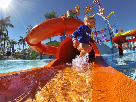 Oaks Oasis - Accommodation Fremantle 2