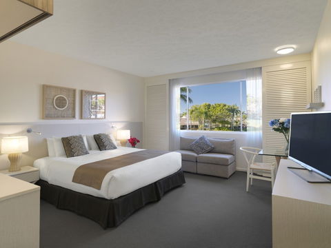 Oaks Oasis - Accommodation Fremantle 4
