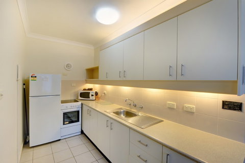 Absolute Beachfront Smugglers On The Beach - Accommodation Fremantle 2