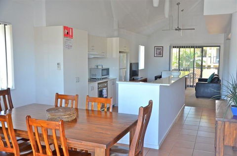 Outrigger Bay Apartments - Accommodation Fremantle 12