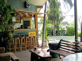 Backpackers By The Bay - Accommodation Fremantle 0