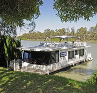 Moving Waters Self Contained Moored Houseboat - Accommodation Fremantle