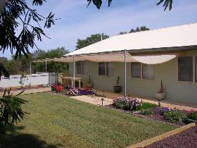 Wallaby Bobs - Accommodation Fremantle 0