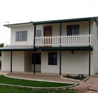 Louth Bay Holiday Apartment - Accommodation Fremantle