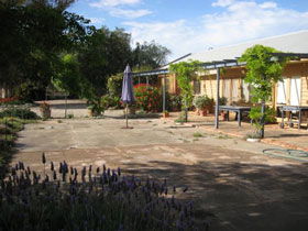 Peechabella Vineyards Bed & Breakfast - Accommodation Fremantle 0