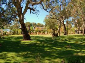 Jacobs Creek Retreat At Moorooroo Park - Accommodation Fremantle 0
