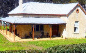 Dudley Villa - Accommodation Fremantle 1
