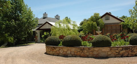 Paringa House B&B Stone Cottages - Accommodation Fremantle 3