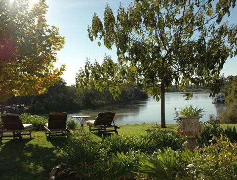 Paringa House B&B Stone Cottages - Accommodation Fremantle 5