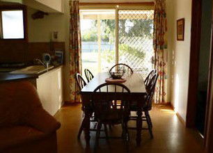 Swayne's Cottage - Accommodation Fremantle 4