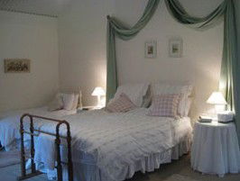 Peechabella Vineyards Bed & Breakfast - Accommodation Fremantle 1