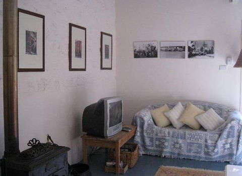 Peechabella Vineyards Bed & Breakfast - Accommodation Fremantle 4