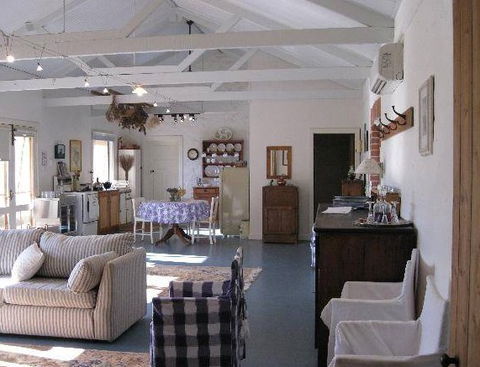 Peechabella Vineyards Bed & Breakfast - Accommodation Fremantle 5