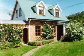 Conmel Cottage - Accommodation Fremantle 0