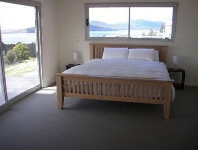 Resolution Vineyard House - Accommodation Fremantle 2