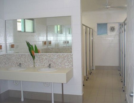 Absolute Backpackers Mission Beach - Accommodation Fremantle 5